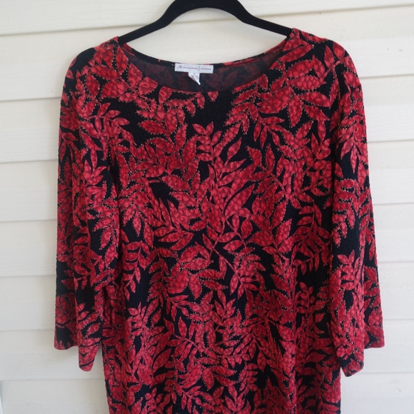 JH Collection from Macy's Tops - J.H. Collection Round Neck Career Top Size 1X